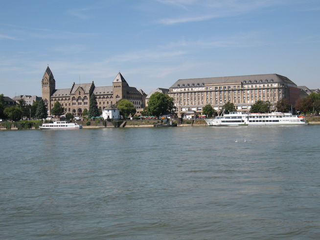 Rhein198.JPG